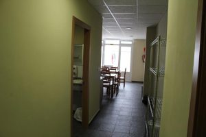 Interior Albergue novo porto en Portomarin Lugo